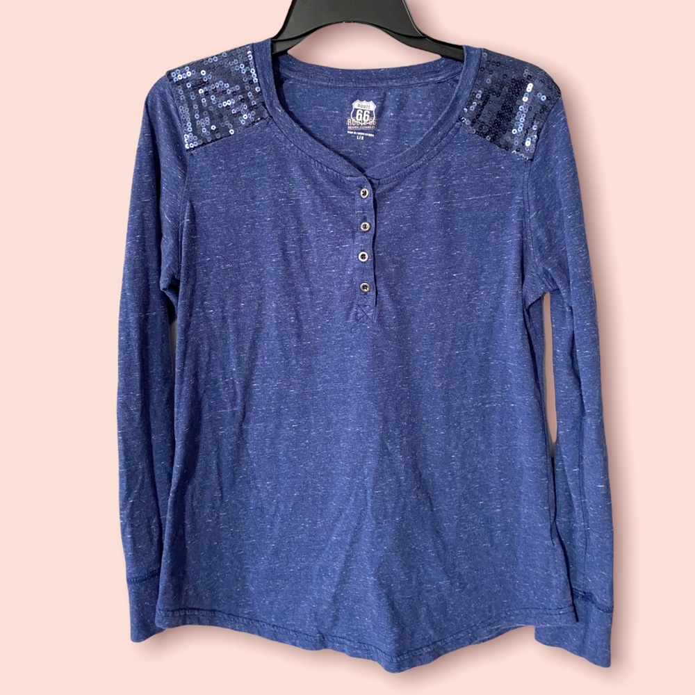 Women’s Long Sleeve Top With Sequins